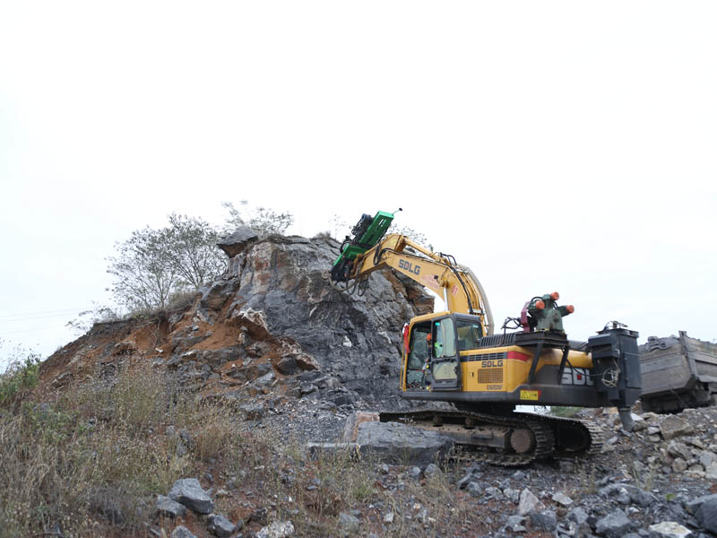 礦山巖石劈裂機(jī) 礦山巖石劈裂機(jī)
